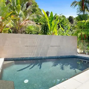 aurelia-3-bedroom-holiday-home-palm-cove.queenslandhotels.net/